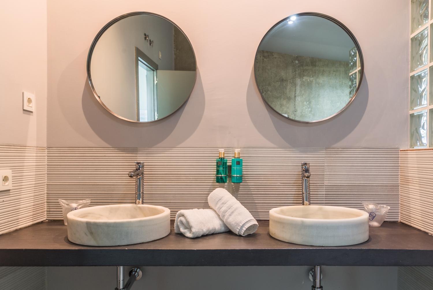 Hotel Miba 살로브레나 외부 사진