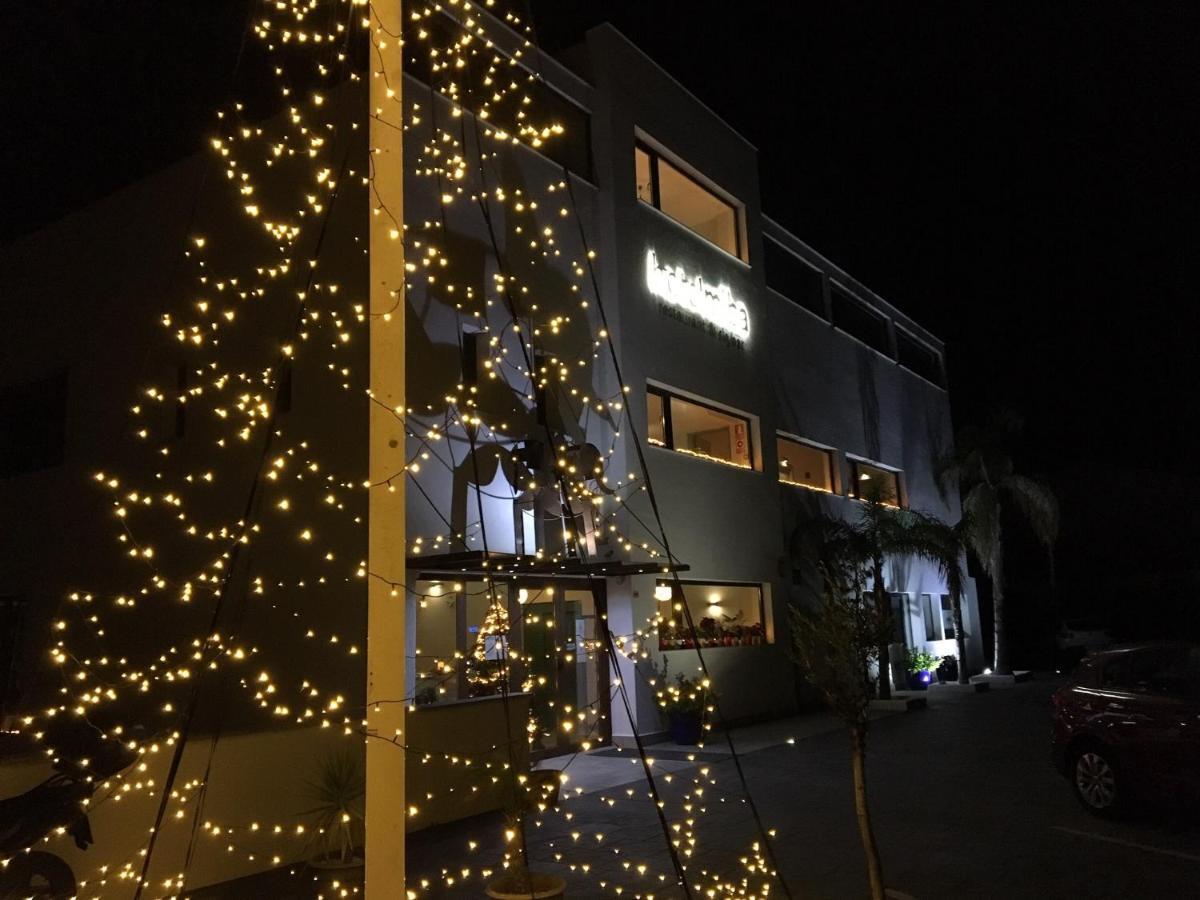 Hotel Miba 살로브레나 외부 사진